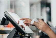 how-a-pos-system-helps-you-run-your-restaurant-smoothly